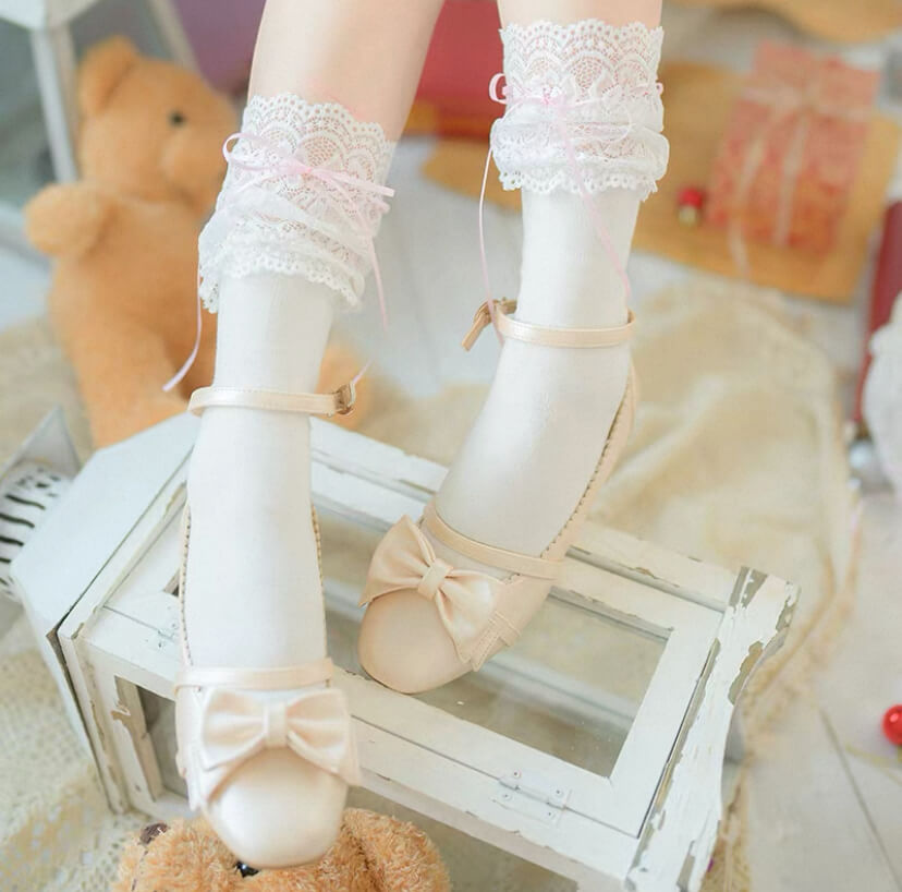 Large Lace Frilly Ruffle Cotton Lolita Socks BY1188