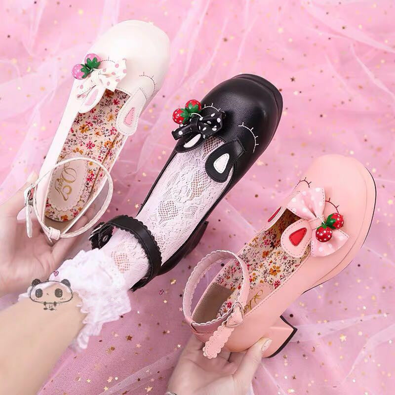 LOLITA EAR BELL SHOES BY50804