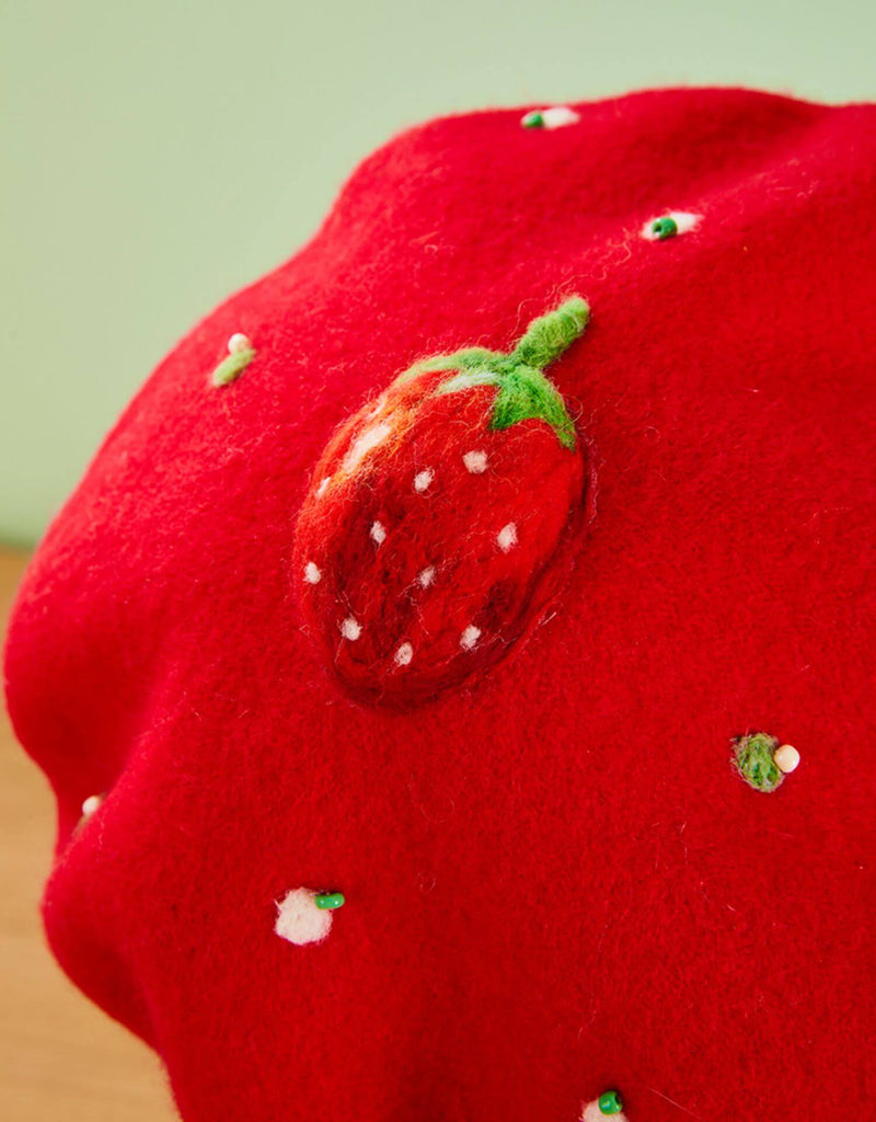 Strawberry  beret by0119