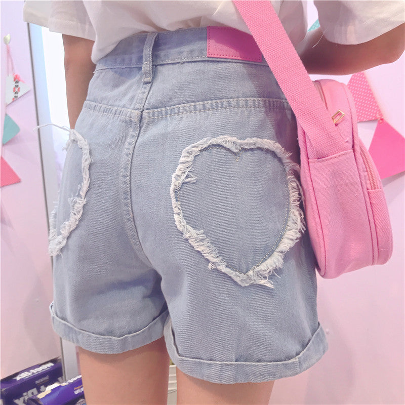 ULZZANG LOOSE LOVE JEANS SHORTS BY62027