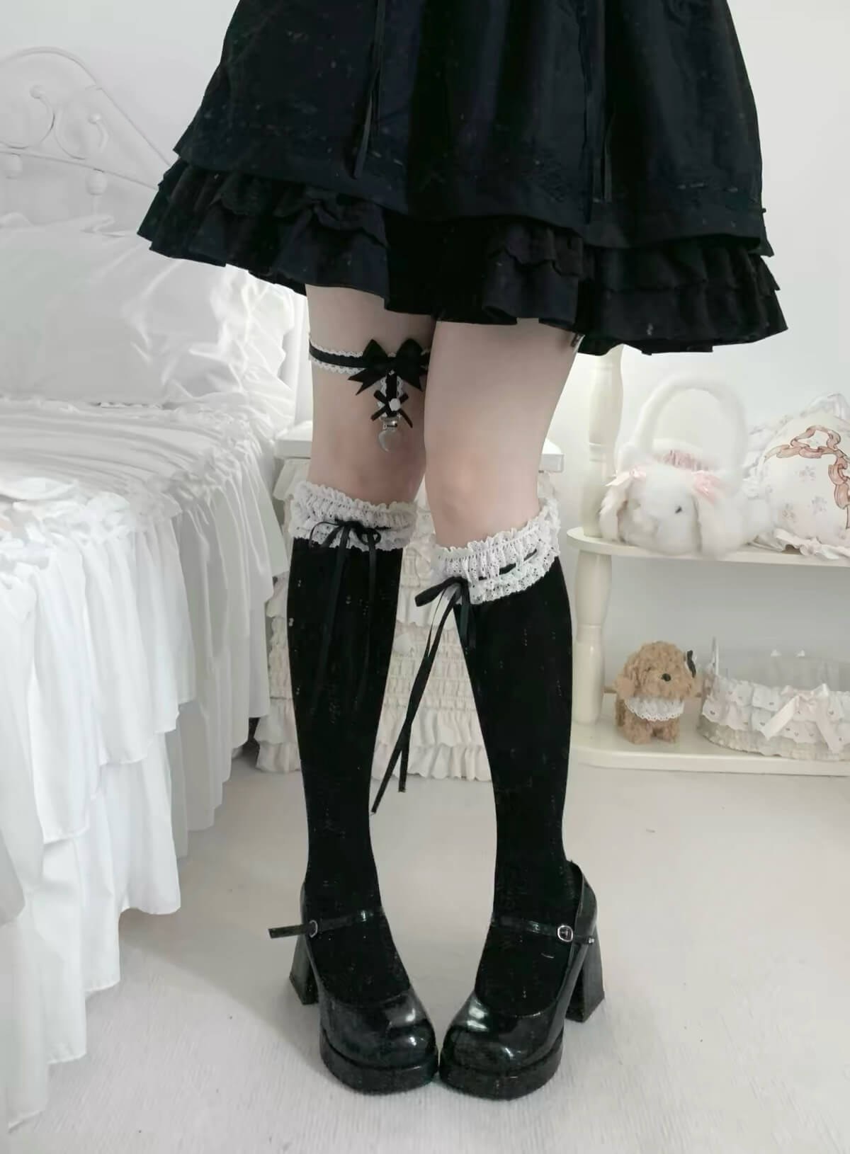 Cute Lace Bow Cotton Lolita Mid Calf Socks BY9213