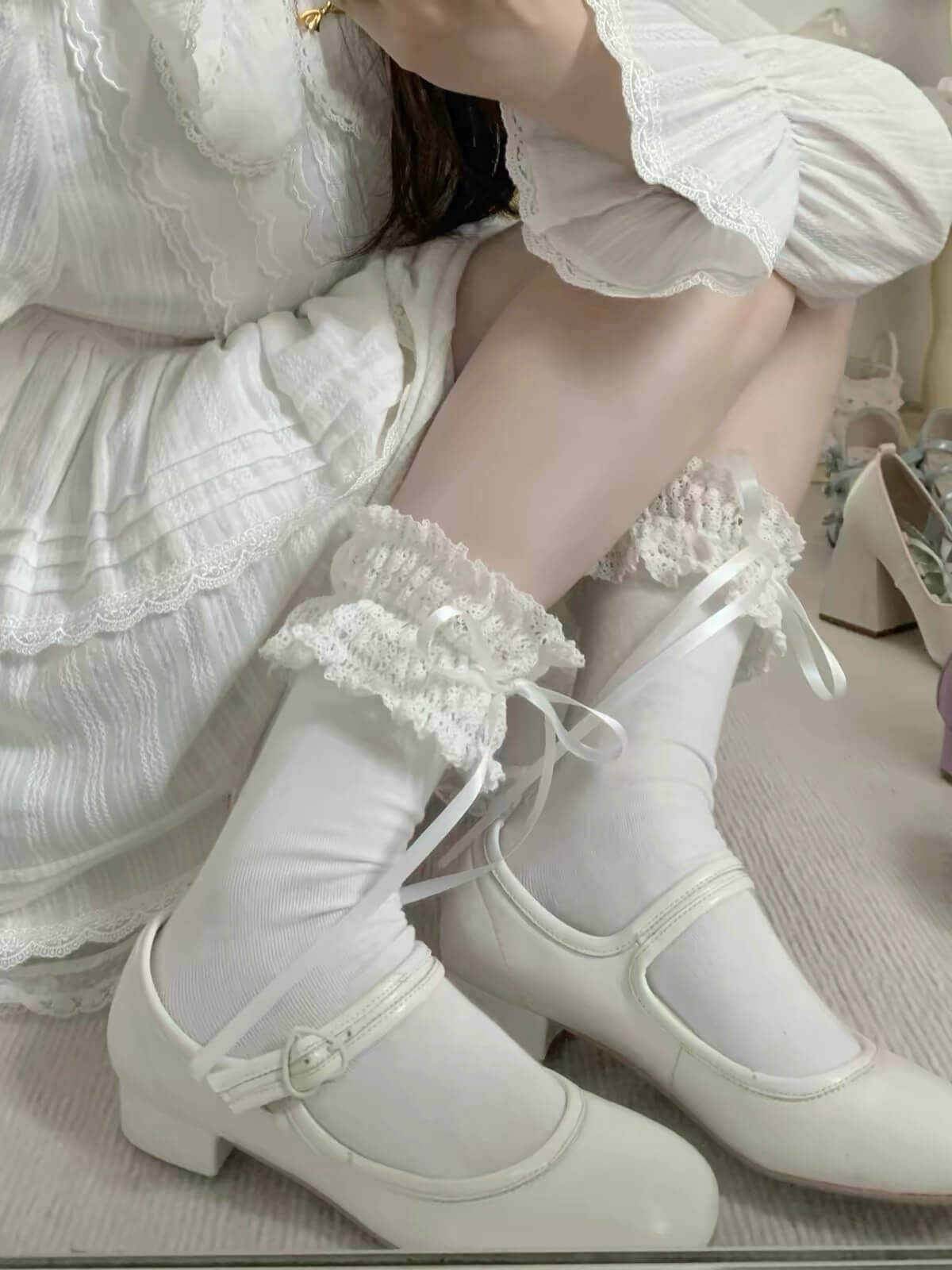 Cute Lace Bow Cotton Lolita Mid Calf Socks BY9213