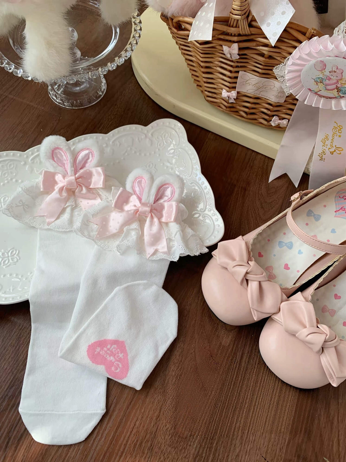 Kawaii Lolita Bunny Ear Bow Lace Frilly Calf Socks