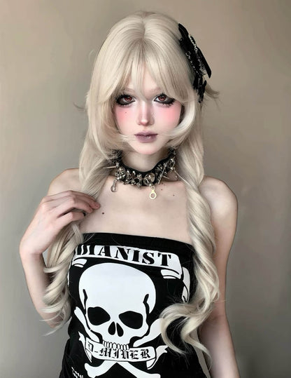 Liliana Princess Aesthetic Long Curly Wig model