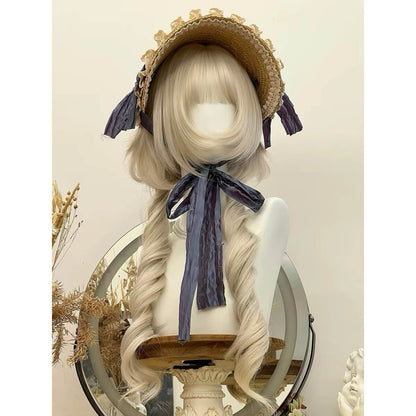 Liliana Princess Aesthetic Long Curly Wig model