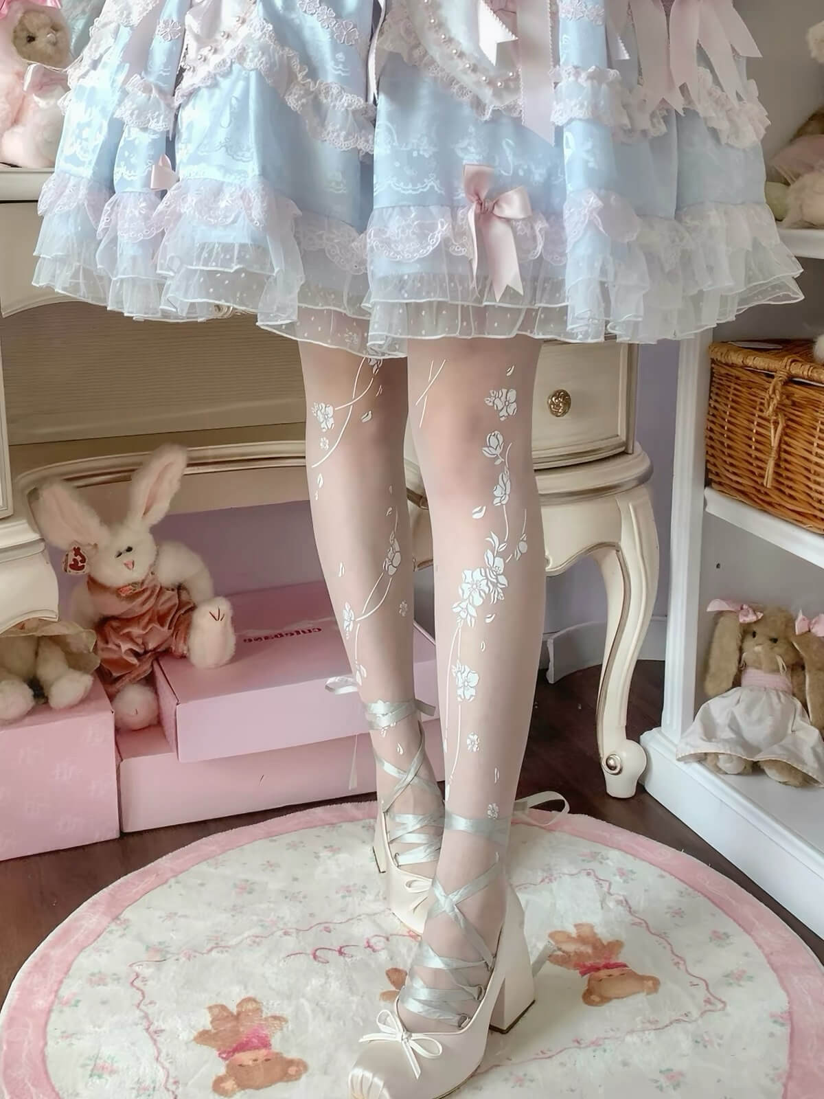 Sakura Fall Japanese Sakura Print Lolita Run-Resistant Tights model wearing 1jpg