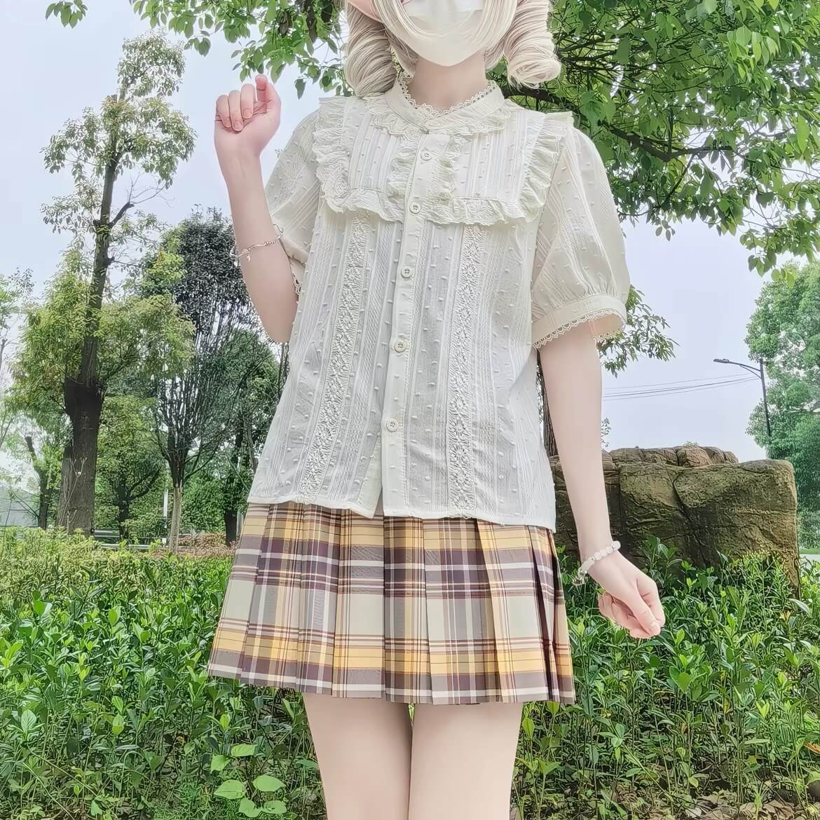 3 Colors Sweet Stand Collar Lolita Blouse BY9555
