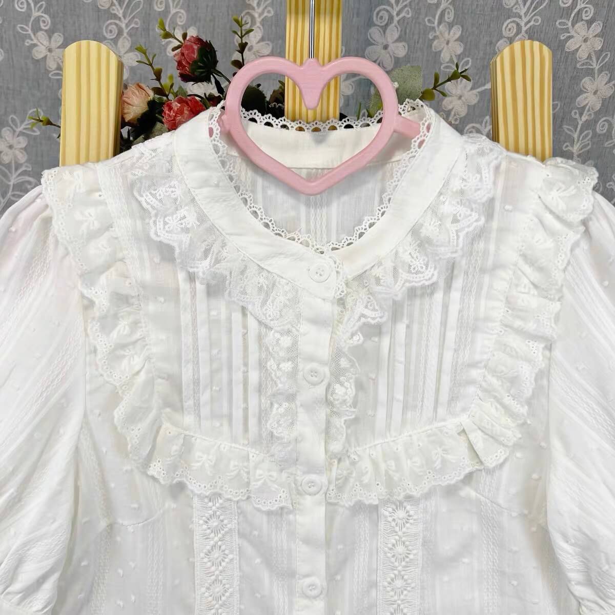 3 Colors Sweet Stand Collar Lolita Blouse BY9555