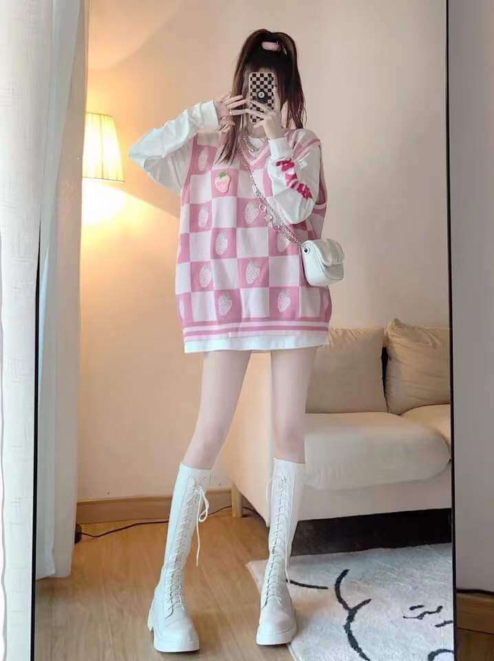 CUTE STRAWBERRY PLAID LOOSE VEST BY9025
