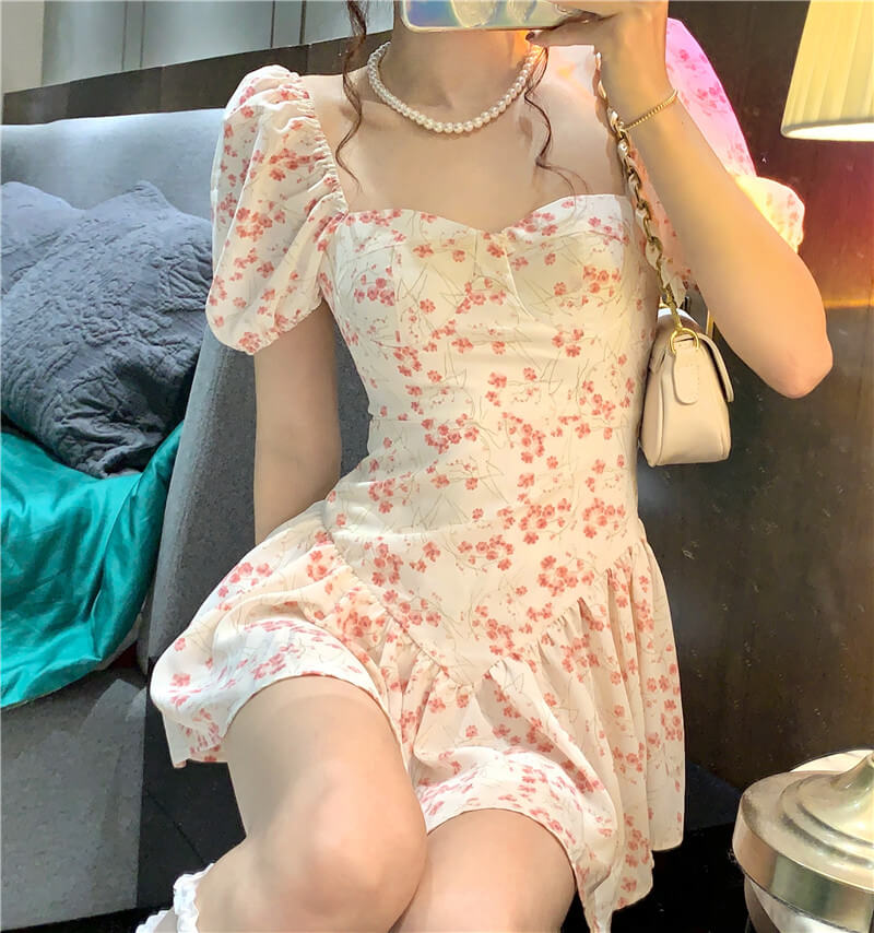 Sweet bubble sleeve floral square collar waist slim dress BY5032