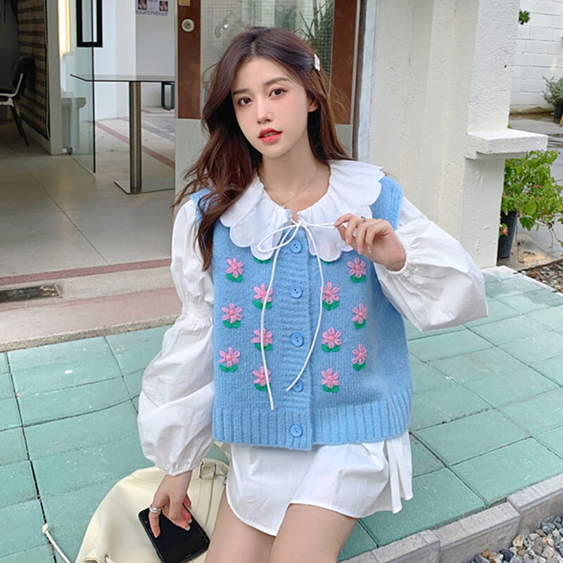 Light blue knitted vest by29007