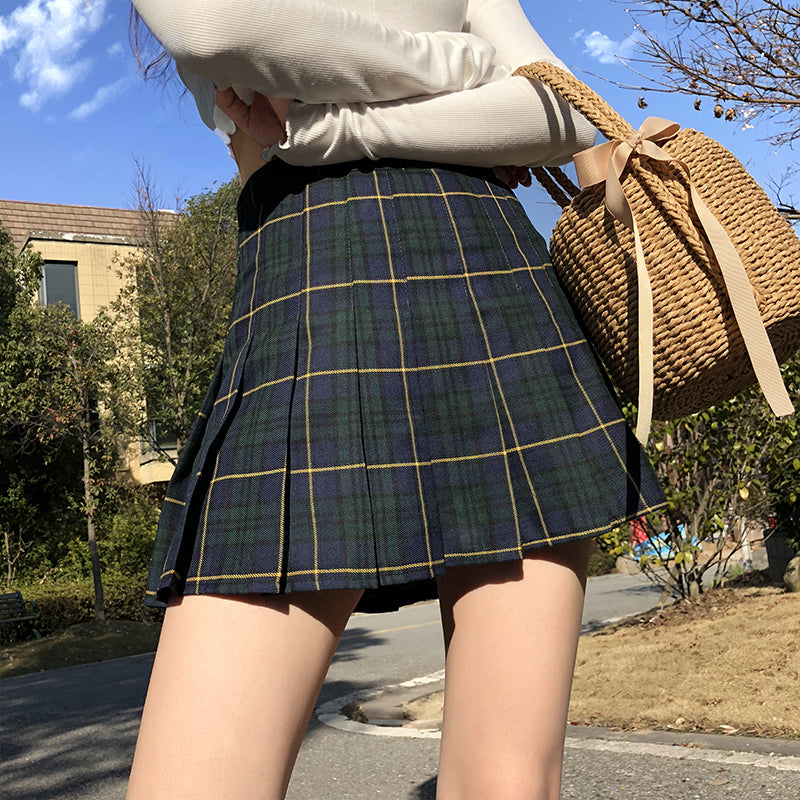 High waisted green plaid store skirt