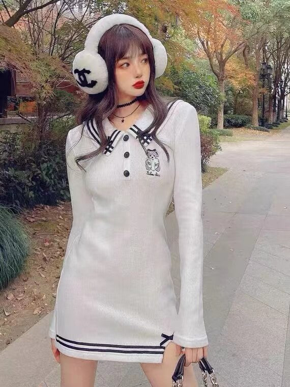 Sweet and spicy girl Navy collar embroidered warm wool knitted slim dress BY8081