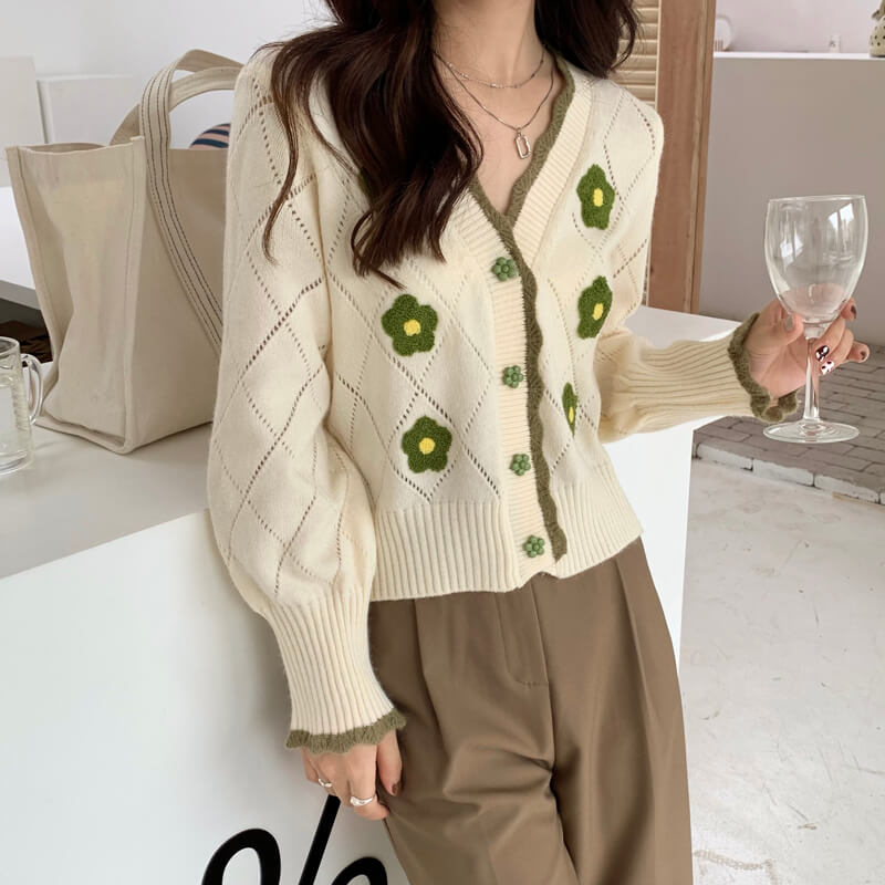 Sweet lace V-neck floral embroidery short knit cardigan BY5011