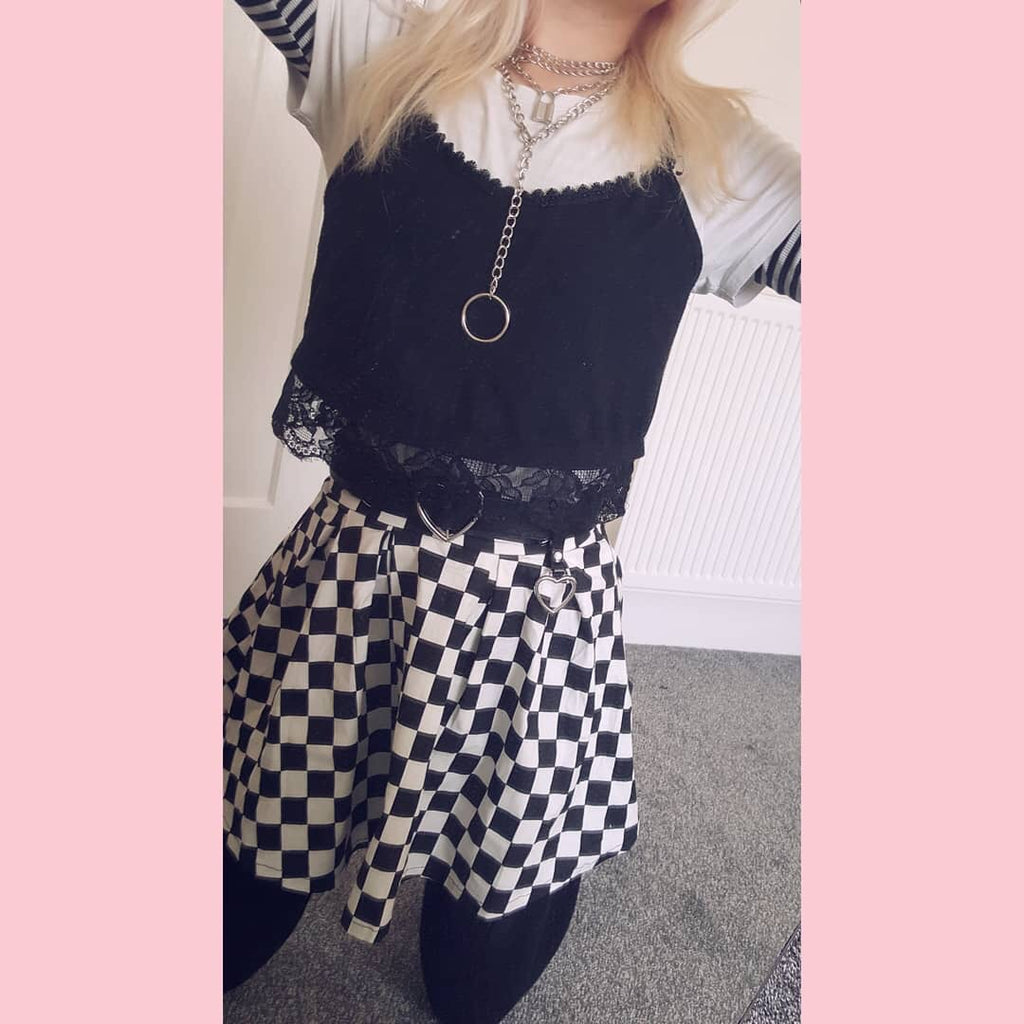 DARK GETHIC BLACK WHITE GRID SKIRT BY61015