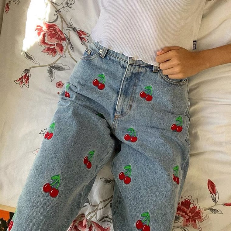 INS SWEET CHERRY EMBROIDERY JEANS BY70195
