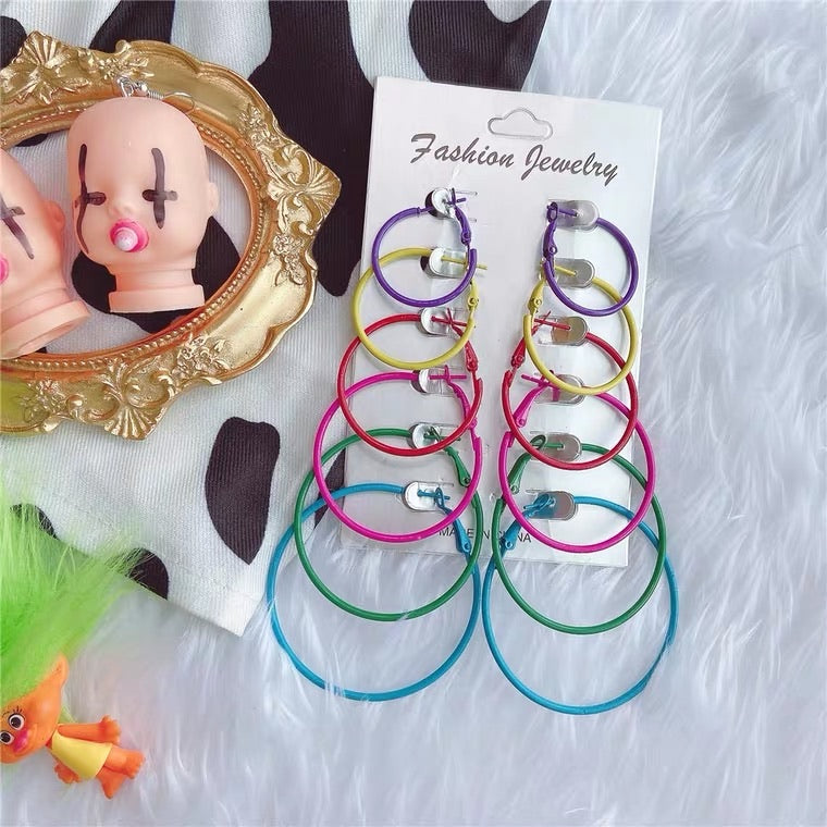 INS VINTAGE GIRL COLORFUL EARRINGS BY50028